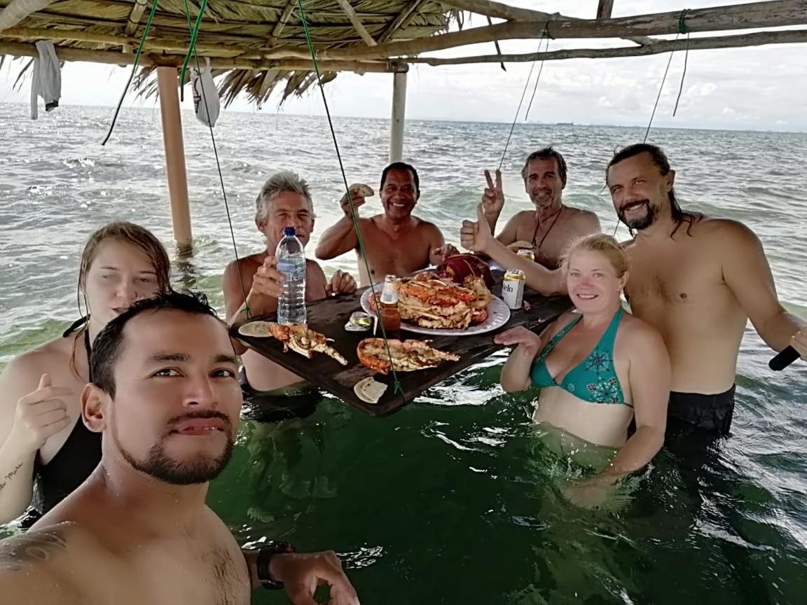 Hotel La Casa Rosada Lívingston 外观 照片