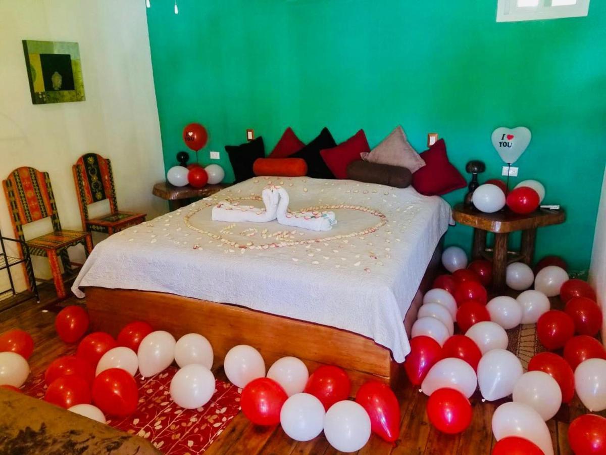 Hotel La Casa Rosada Lívingston 外观 照片