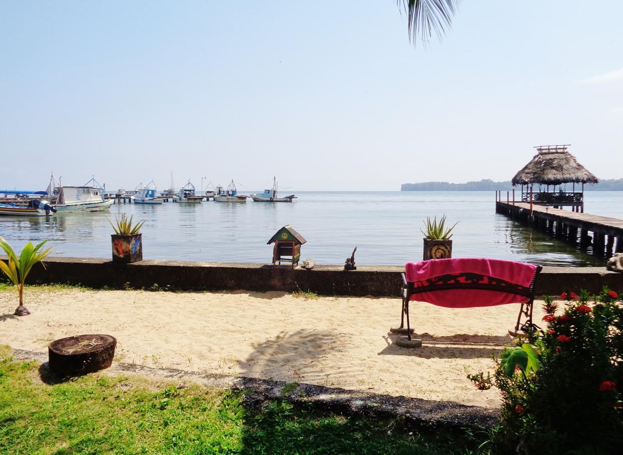 Hotel La Casa Rosada Lívingston 外观 照片
